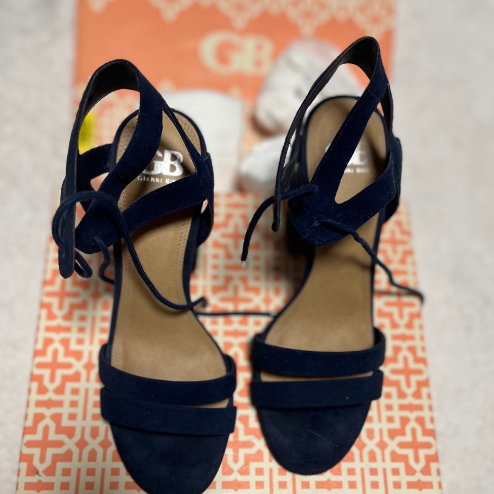 Gianni Bini Dress Shoes Brand New